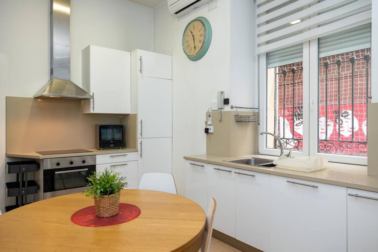 מדריד Modern And Spacious-2Bedrooms 1Bathroom-Malasana מראה חיצוני תמונה